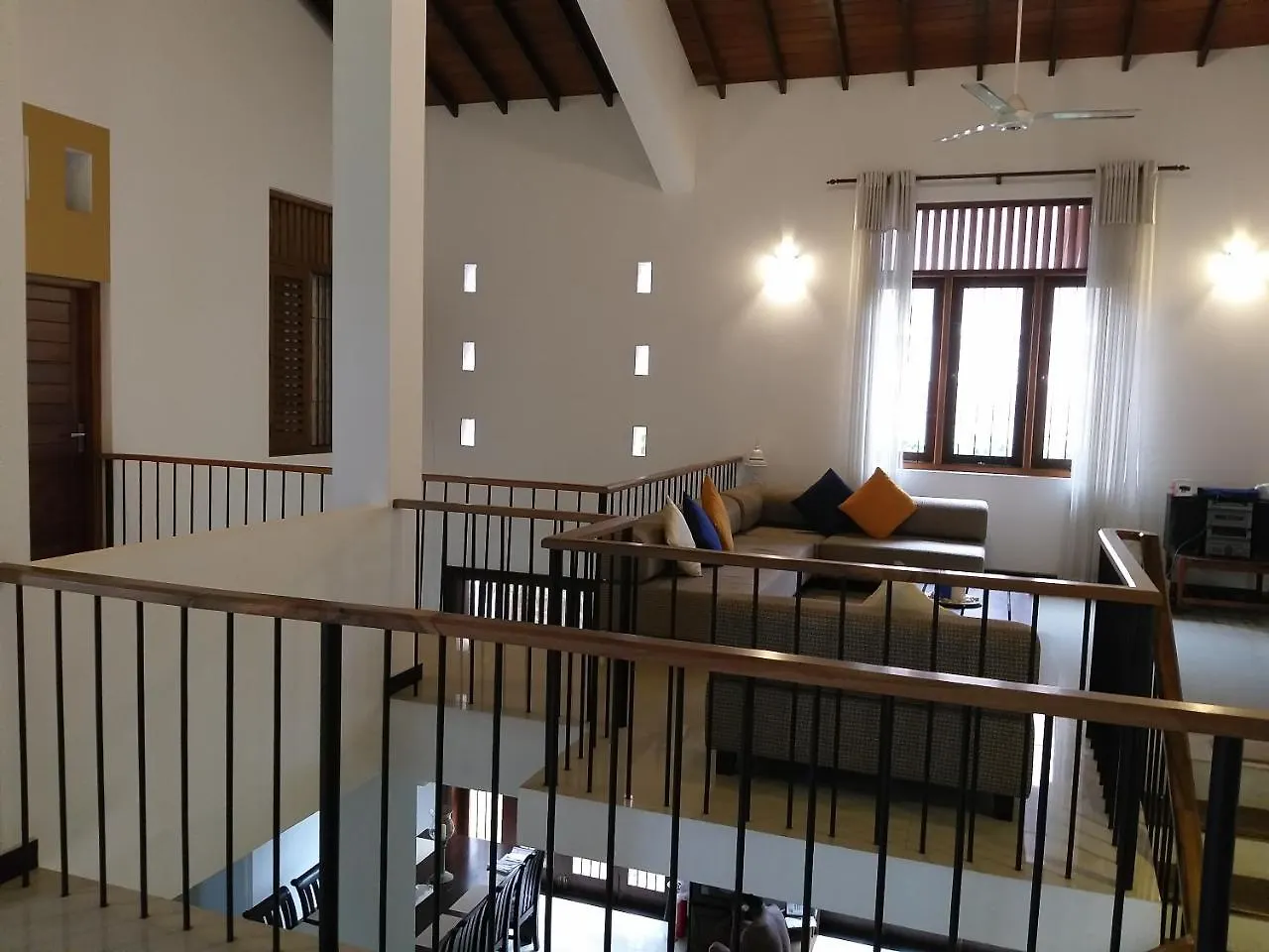 Alojamento de Acomodação e Pequeno-almoço Cosy Nest Home Stay Negombo