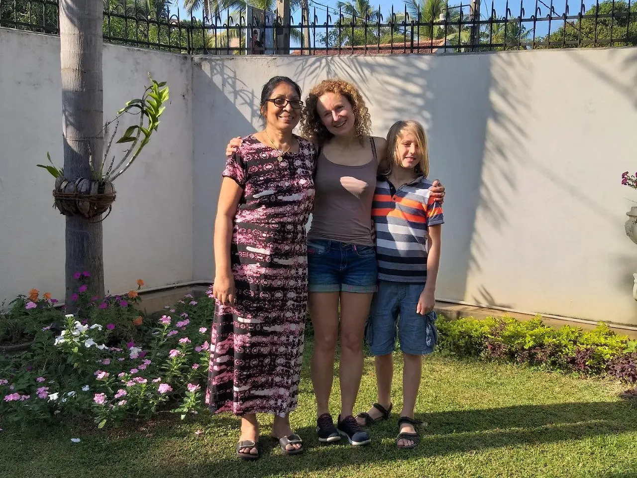 Alojamento de Acomodação e Pequeno-almoço Cosy Nest Home Stay Negombo Sri Lanca