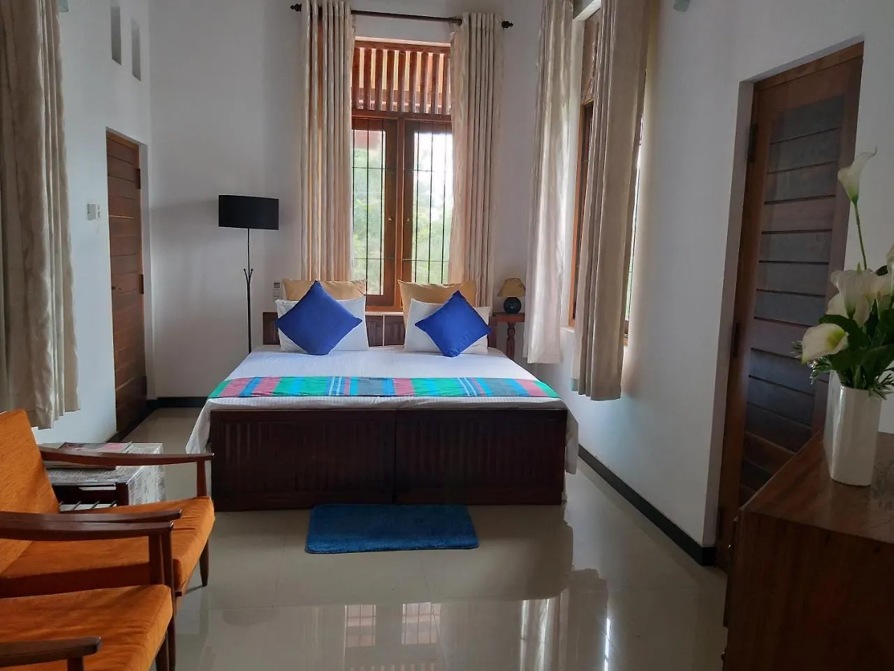 Cosy Nest Home Stay Negombo 0*,