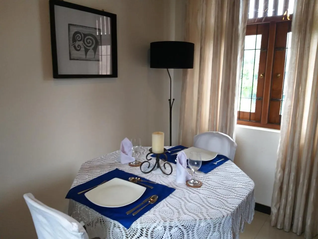 Bed & Breakfast Cosy Nest Home Stay Negombo