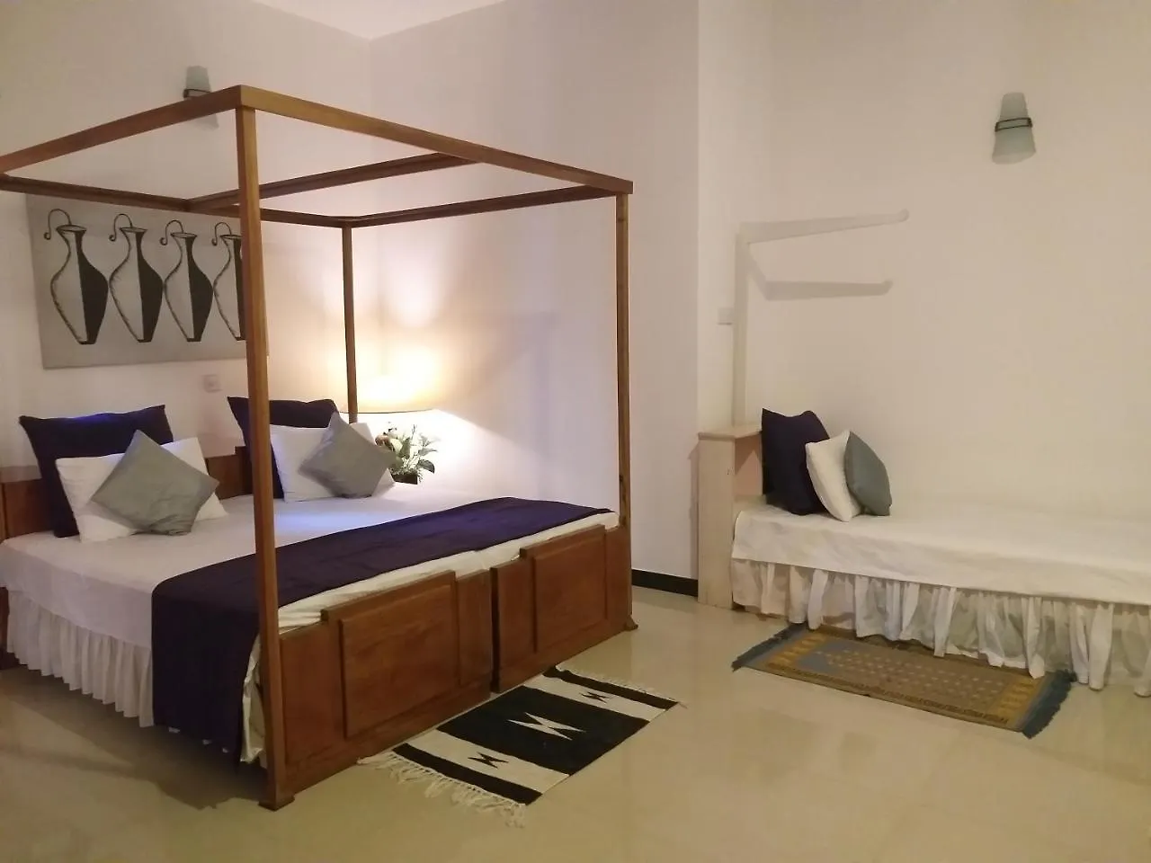 Bed & Breakfast Cosy Nest Home Stay Negombo Sri Lanka